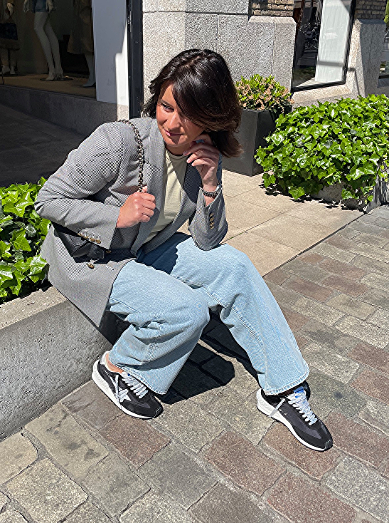 Golden goose outfit.jpg