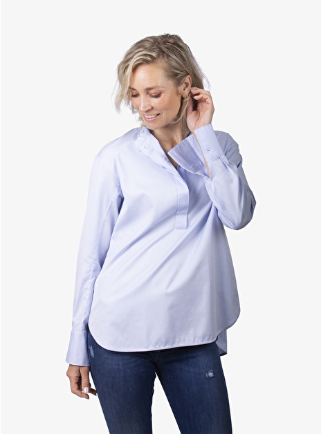 Nura blouse met rafel kraag lichtblauw