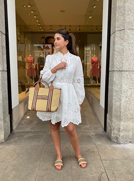 Jurk mini dress wit broderie