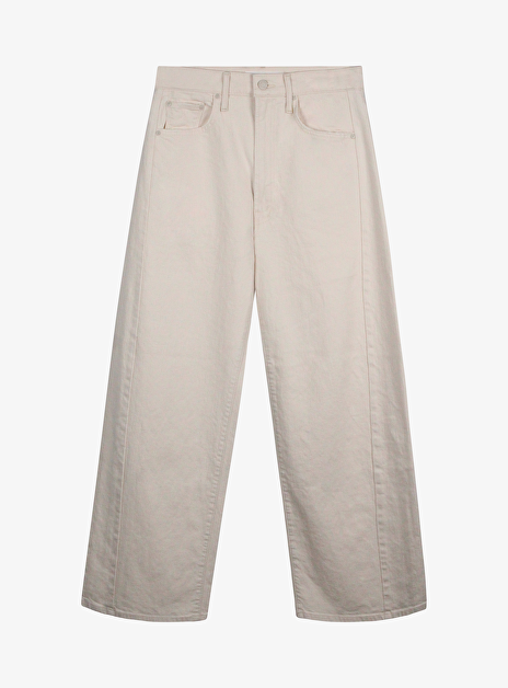 The half pipe ankle roomwit