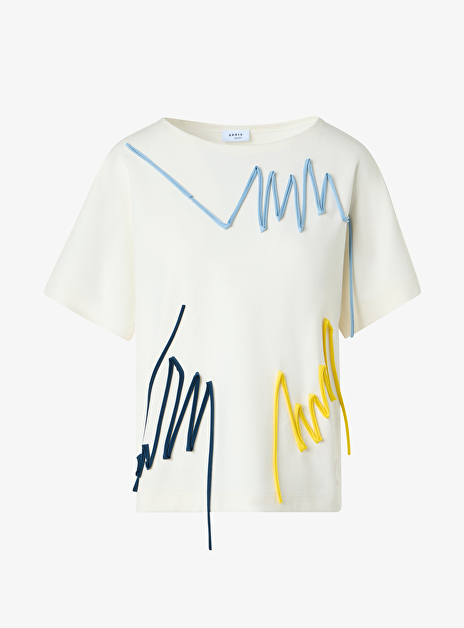 Shirt wit met gekleurde decoratie