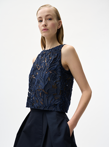 Top euggsy marine opengewerkt bloem dessin