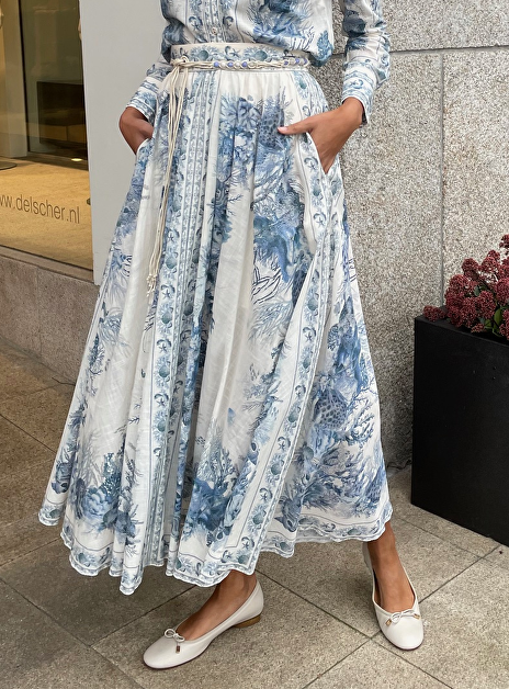 Rok wanderlust lichtblauw offwhite dessin