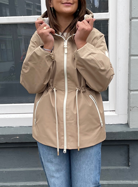 Regenjas kalea beige wit