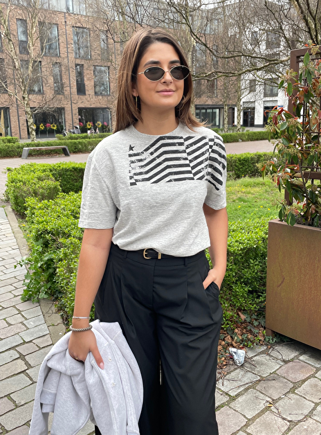 T-shirt regular grijze met opdruk