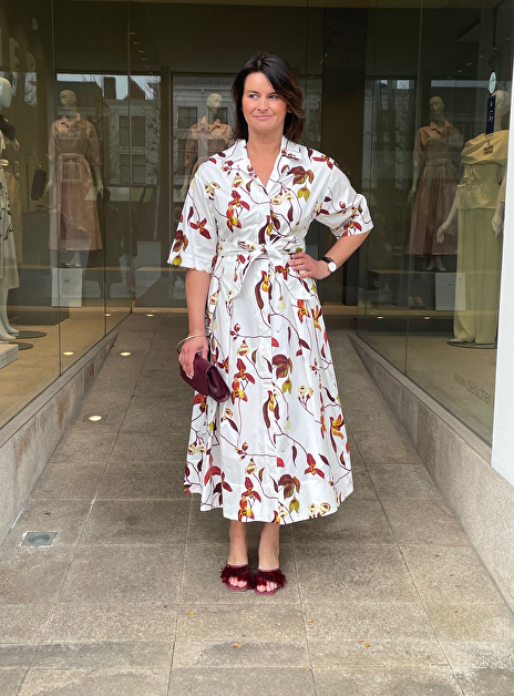 Jurk elana wit met bruine bloemen dessin