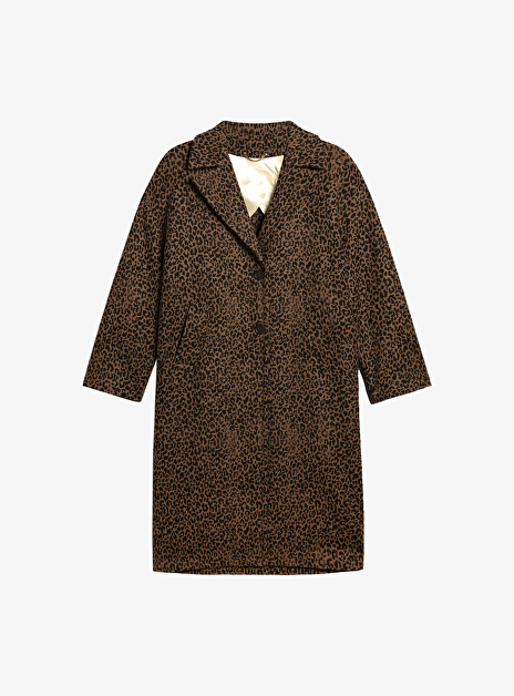 Oversized mantel leopard dessin