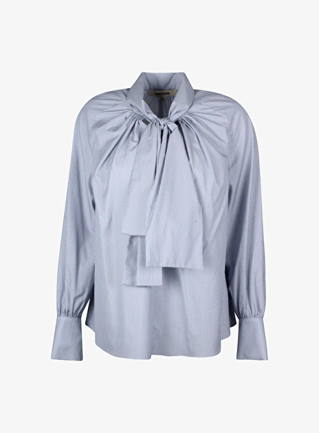 Blouse fable wit blauw streep met strik