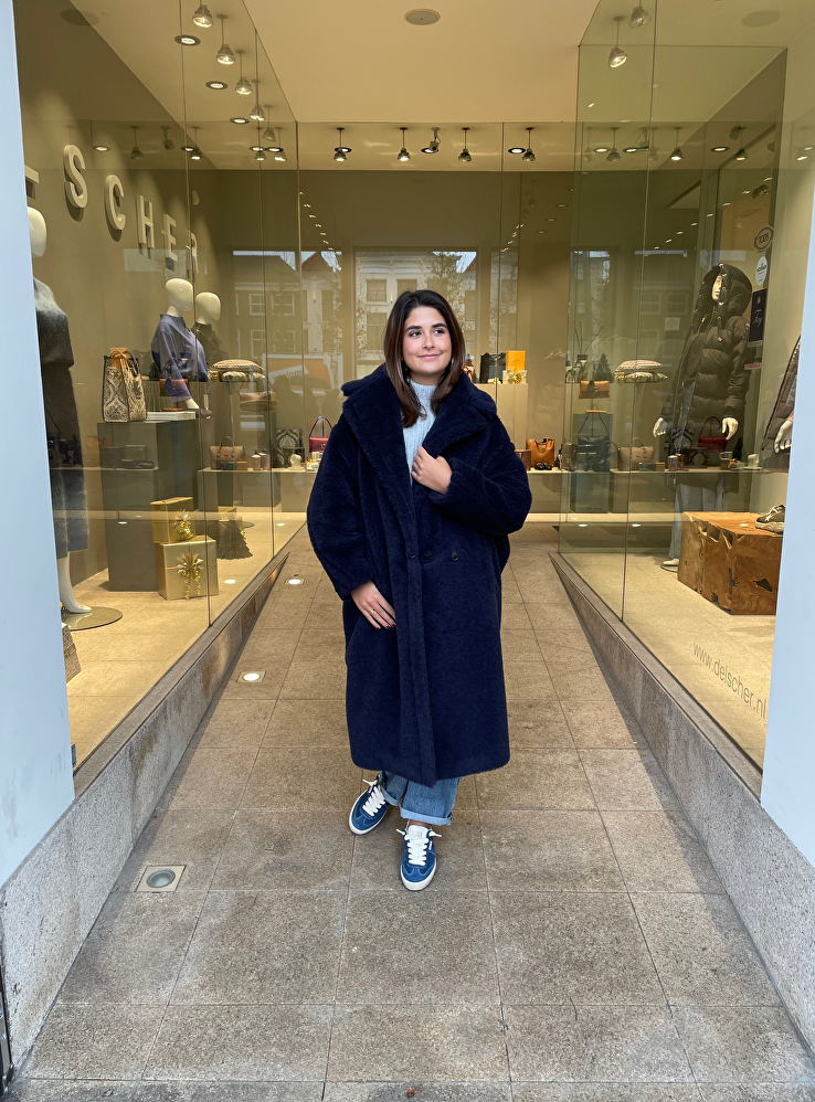 Teddy meets navy chic