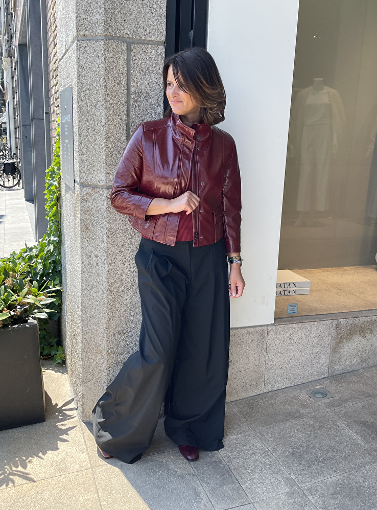 Red details